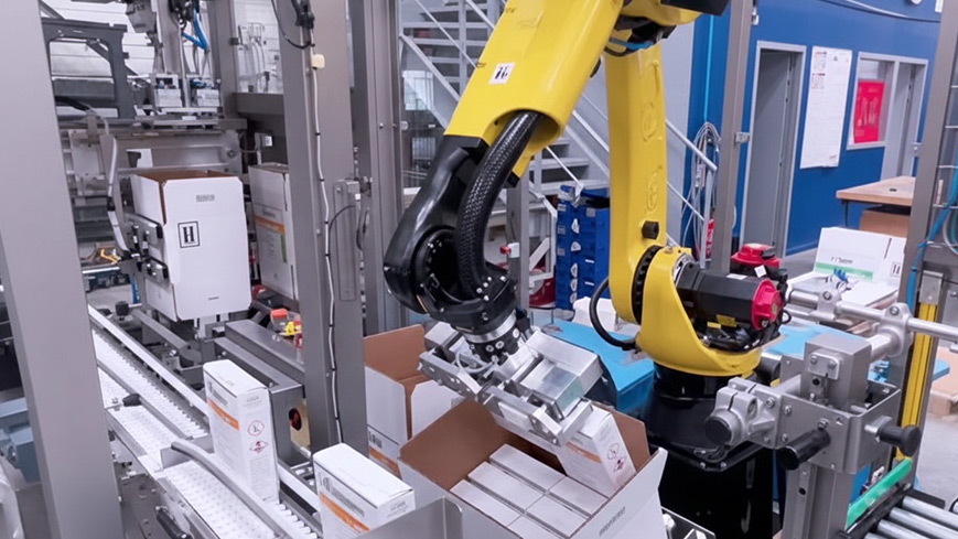 Crop-protection carton case packer