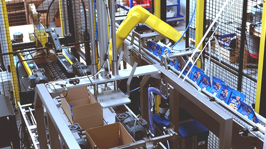 Top-load case packing for savoury biscuit pouches | JYGA